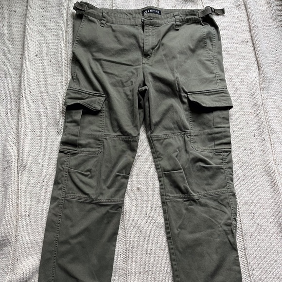Empyre Pants Empyre Army Green Cargo Pants With Drawstring Ties On